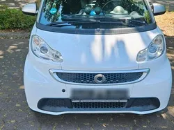 Weiß Gebraucht 2014 Smart ForTwo Coupé Kleinwagen | 6.500 € (Etwas zu teuer)
