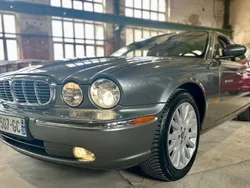 Jaguar XJ8