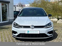 White silver metallic Gebraucht 2018 VW Golf VII Business Limousine | 31.480 € (Teuer)