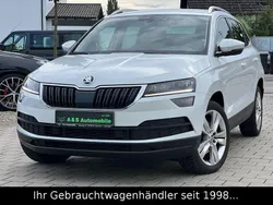Weiß Gebraucht 2022 Skoda Karoq Style SUV | 22.990 € (Guter Preis)