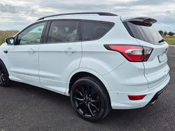 Weiß Gebraucht 2018 Ford Kuga ST-Line SUV | 16.900 € (Fairer Preis)