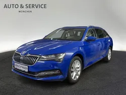 Energy blau Gebraucht 2024 Skoda Superb Style Kombi | 38.960 € (Superpreis)