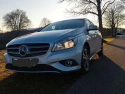 Silber Gebraucht 2015 Mercedes A180 Edition Limousine | 14.100 € (Fairer Preis)