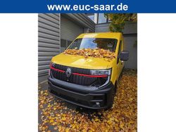 Gelb Neu 2025 Renault Master Van | 44.590 € (Etwas zu teuer)