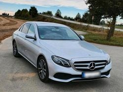 Silber Gebraucht 2018 Mercedes E250 Avantgarde Limousine | 22.999 € (Fairer Preis)