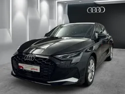 Mythosschwarz metallic Gebraucht 2024 Audi A3 Ambiente Limousine | 34.740 € (Teuer)