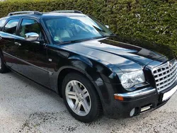 Schwarz Gebraucht 2006 Chrysler 300C Touring Kombi | 8.900 € (Etwas zu teuer)