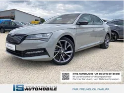 Steelgrau Gebraucht 2021 Skoda Superb SportLine Limousine | 28.999 € (Fairer Preis)