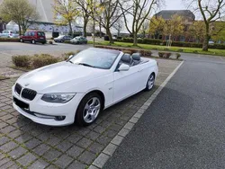 Weiß Gebraucht 2010 BMW 320 Cabriolet Cabrio | 7.900 €