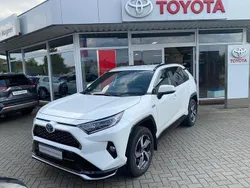 Weiß Gebraucht 2021 Toyota RAV4 Hybrid SUV | 31.900 € (Superpreis)