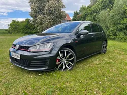 Grau Gebraucht 2015 VW Golf VII GTI Limousine | 18.500 € (Etwas zu teuer)