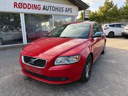Rot Gebraucht 2008 Volvo S40 Summum Limousine | 1.900 €