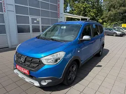 Blau Gebraucht 2017 Dacia Lodgy Stepway Van / Kleinbus | 8.790 € (Fairer Preis)