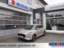 Beige Neu 2024 Suzuki Swift Comfort+ Limousine | 20.650 €