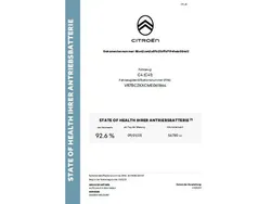 Rot / elixirrot Gebraucht 2021 Citroën e-C4 Shine Limousine | 17.880 €