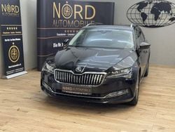 Schwarzmagic perlef (metallic) Gebraucht 2022 Skoda Superb Style Kombi | 23.899 € (Guter Preis)