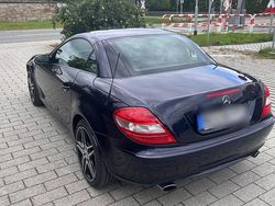 Blau Gebraucht 2004 Mercedes SLK350 Cabrio | 11.200 € (Fairer Preis)