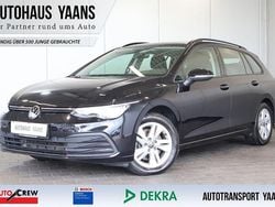 Schwarz Gebraucht 2024 VW Golf VIII Life Limousine | 22.789 € (Guter Preis)