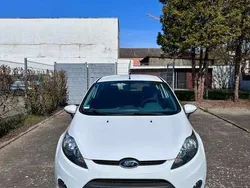 Weiß Gebraucht 2011 Ford Fiesta Trend Kleinwagen | 2.000 € (Superpreis)