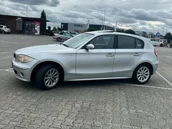 Silber Gebraucht 2006 BMW 118 Kleinwagen | 2.450 €