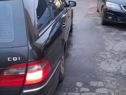 Schwarz Gebraucht 2008 Mercedes E220 Kombi | 6.000 € (Etwas zu teuer)