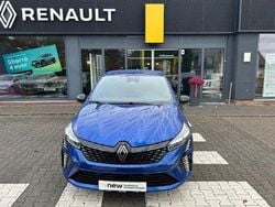 Blau Gebraucht 2024 Renault Clio V Techno Limousine | 18.990 € (Fairer Preis)