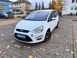 Weiß Gebraucht 2011 Ford S-MAX S Van / Kleinbus | 6.000 € (Fairer Preis)