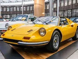 Gelb Gebraucht 1973 Ferrari Dino 246 Cabrio | 450.000 €