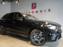 Schwarz Gebraucht 2023 Mercedes GLC200 AMG Line Premium Plus SUV | 49.941 € (Fairer Preis)