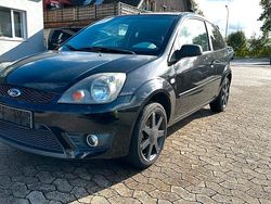 Schwarz Gebraucht 2007 Ford Fiesta Kleinwagen | 2.800 € (Etwas zu teuer)