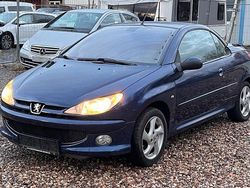 Blau Gebraucht 2005 Peugeot 206 Cabrio | 590 €