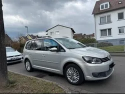 Silber Gebraucht 2010 VW Touran Comfortline Van / Kleinbus | 6.499 € (Guter Preis)