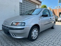Grau Gebraucht 2002 Fiat Punto Kleinwagen | 1.290 € (Guter Preis)