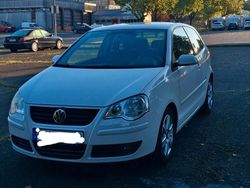 Weiß Gebraucht 2008 VW Polo Kleinwagen | 2.000 € (Etwas zu teuer)