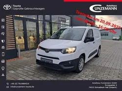 Schaumweiß Gebraucht 2022 Toyota Proace City Van | 17.460 € (Guter Preis)