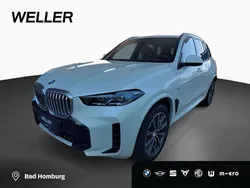 Mineralweiß (weiß) Gebraucht 2023 BMW X5 M Sport SUV | 74.880 € (Etwas zu teuer)