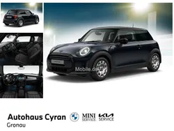 Schwarz Gebraucht 2023 Mini Cooper Kleinwagen | 25.995 € (Etwas zu teuer)