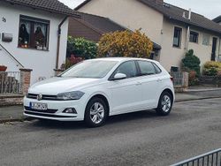 Weiß Gebraucht 2019 VW Polo Comfortline Limousine | 14.800 € (Guter Preis)