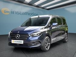 Blau Gebraucht 2025 Mercedes T180 Van / Kleinbus | 37.749 €