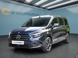 Blau Gebraucht 2025 Mercedes T180 Van / Kleinbus | 37.749 €