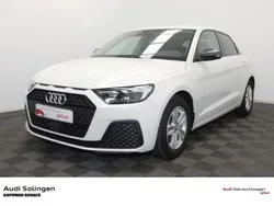 Weiß Gebraucht 2021 Audi A1 Sportback Sport Kleinwagen | 17.950 € (Guter Preis)