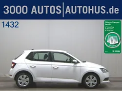 Weiss Gebraucht 2021 Skoda Fabia Ambition Limousine | 10.280 € (Superpreis)