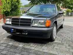 Schwarz Gebraucht 1992 Mercedes 190 Limousine | 8.200 €