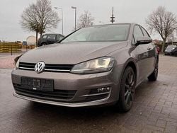 Grau Gebraucht 2015 VW Golf VII LOUNGE Limousine | 9.900 € (Guter Preis)