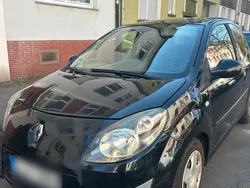 Schwarz Gebraucht 2010 Renault Twingo Kleinwagen | 3.000 €