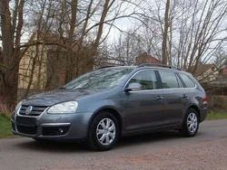 Grau Gebraucht 2007 VW Golf V Comfortline Kombi | 2.690 € (Guter Preis)