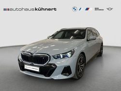 M brooklyn grau metallic Neu 2025 BMW i5 Sport Line Kombi | 78.184 € (Guter Preis)