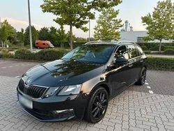 Schwarz Gebraucht 2017 Skoda Octavia Kombi | 12.200 € (Etwas zu teuer)