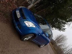Blau Gebraucht 2005 Suzuki Swift Kleinwagen | 2.800 € (Teuer)