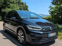 Schwarz Gebraucht 2017 VW Touran R-line Van / Kleinbus | 20.000 € (Guter Preis)